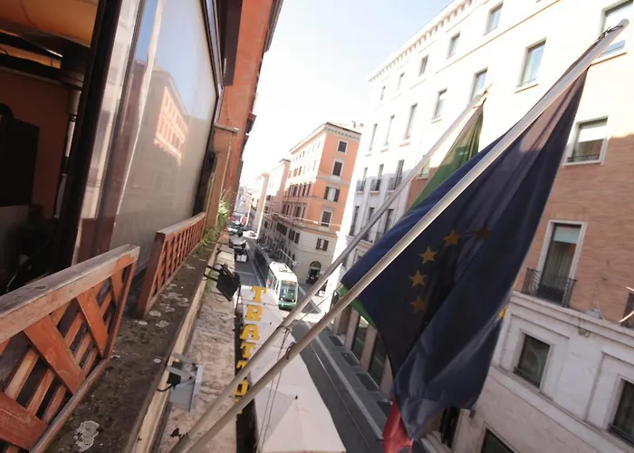 Hotel Cherubini